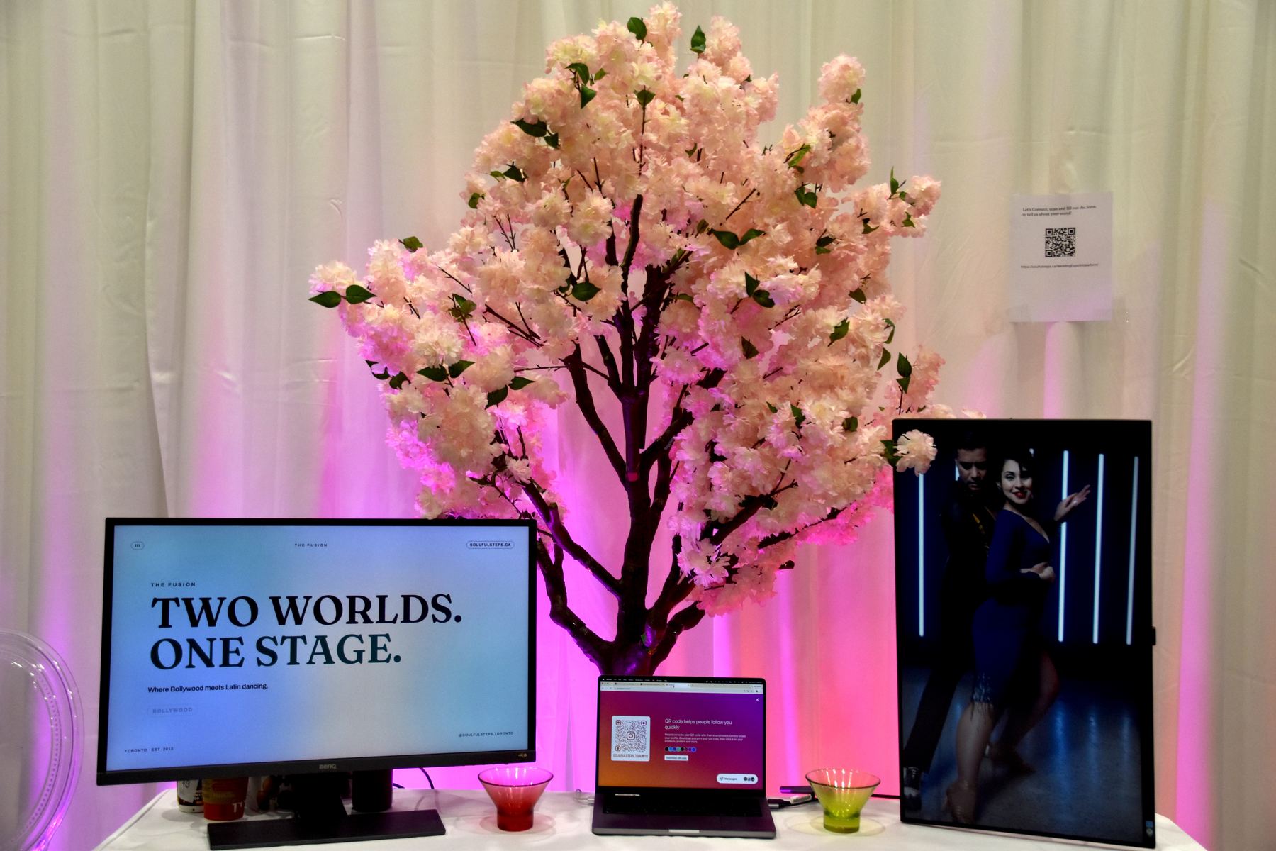 Canadian Wedding Expo — 03 Booth1 brightend